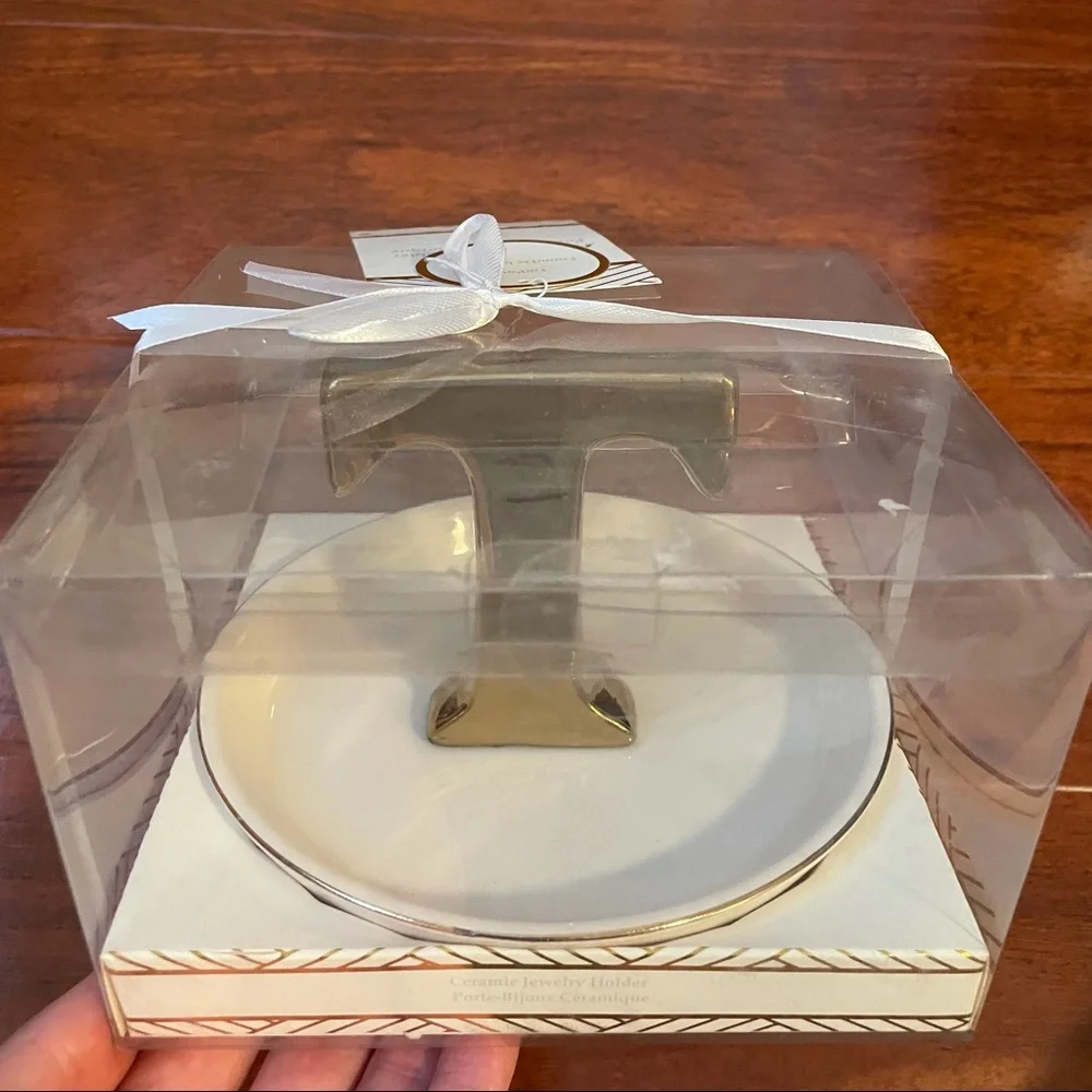 🆕 Gold Ceramic T Jewelry Holder & Catch All